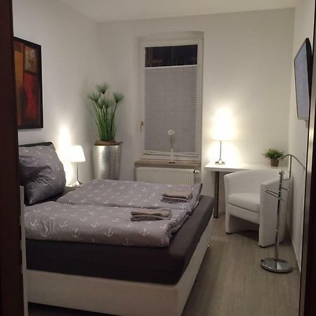 Fischerwiege Ferienwohnungen & Apartments Am Dom แอร์ฟวร์ท ภายนอก รูปภาพ